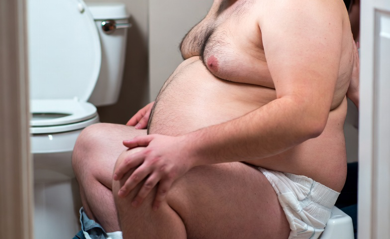 an abdl is helped with toilet training by his mommy